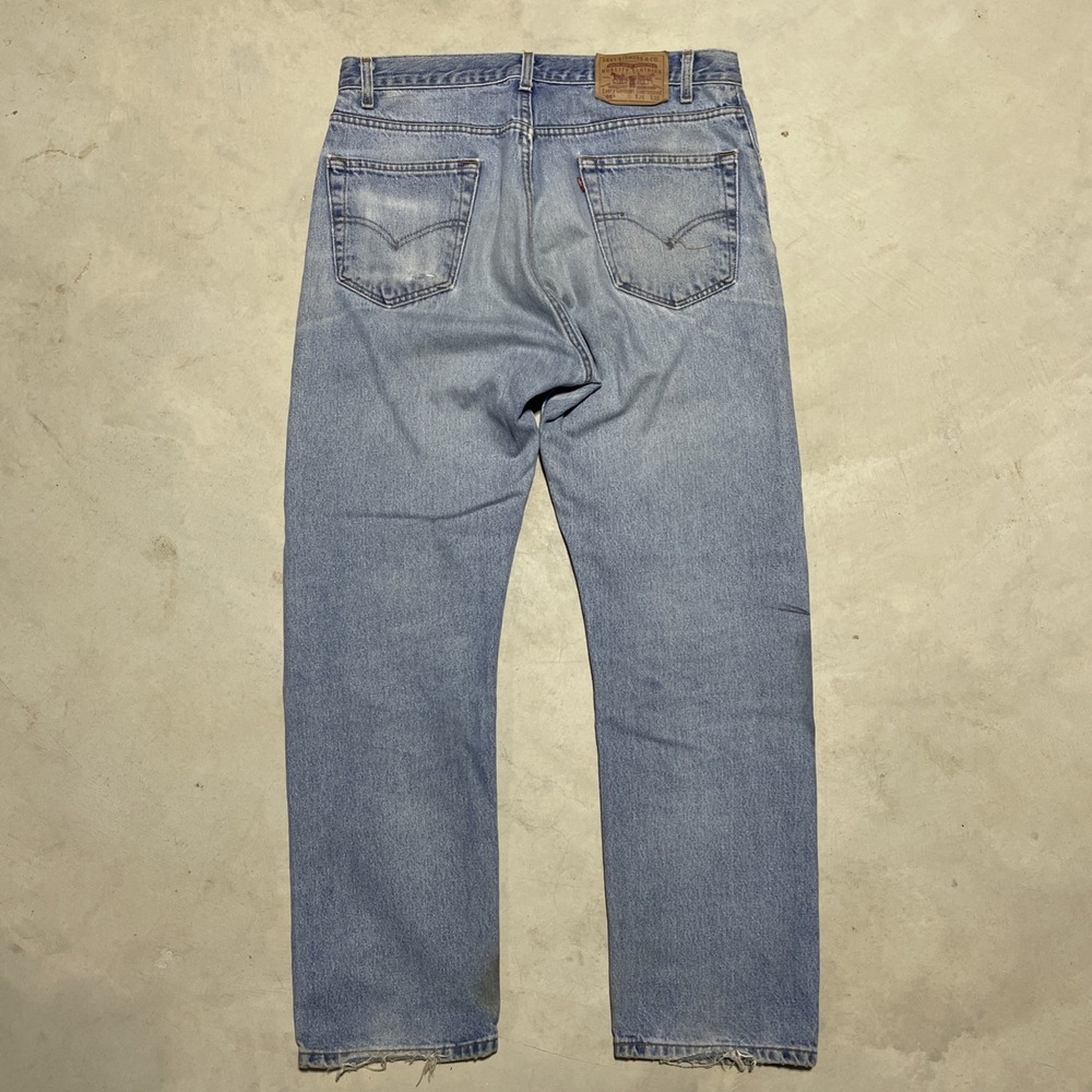 Vintage Levis 505 Jeans Men's SZ 36x30 Light Wash Regular Straight Denim 1990s